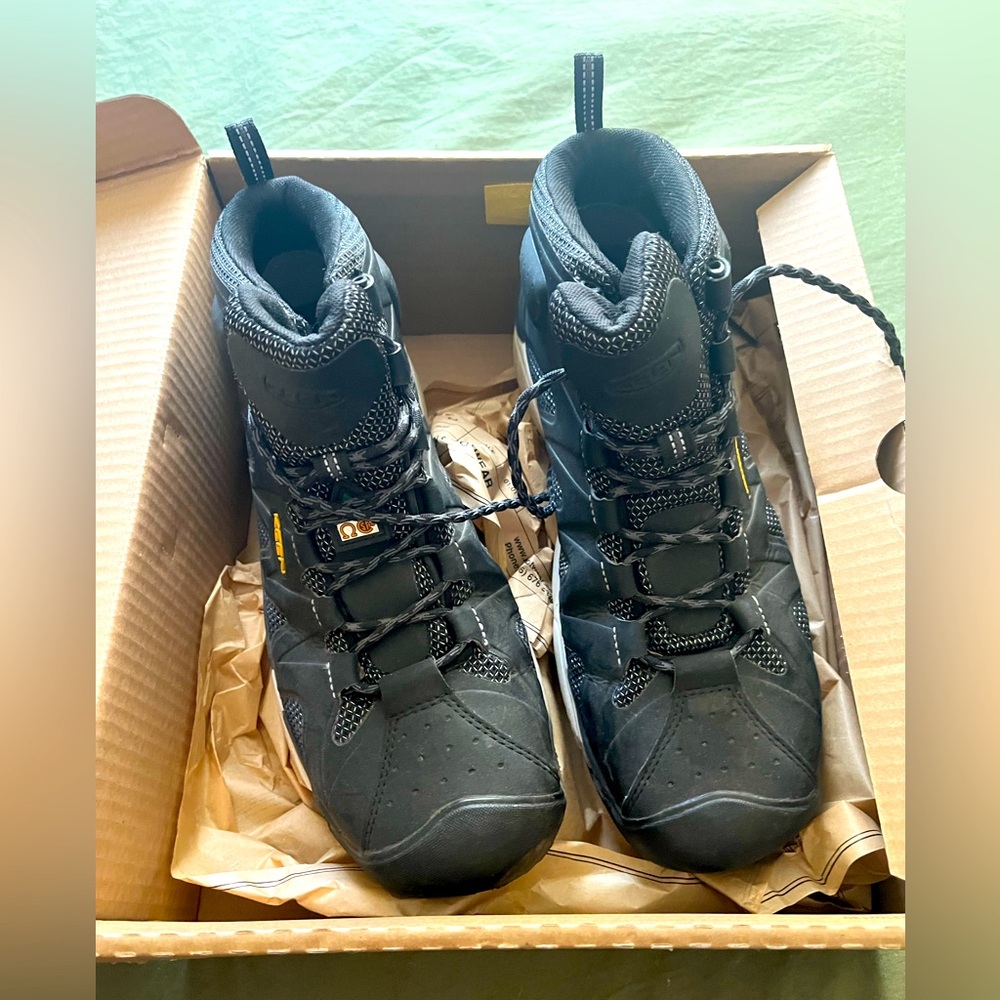 Keen Steel Toe Work/Safety Boots - 11 Wide